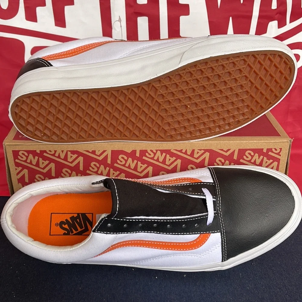 Vans Old Skool
(Classic Sport)Blk/Tr Wht
VNOA5KRF93U
Men’s sneakers - athletic - Picture 4 of 16